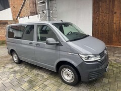 Bild des Angebotes VW T6.1 Caravelle Comfortline/ AHK/ Rollos/ Schiebetür beidseitig