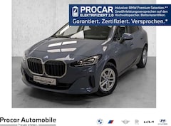 Bild des Angebotes BMW 225 e xDrive Active Tourer Pano HuD 360° DA DAB LED |