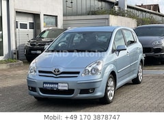Bild des Angebotes Toyota Corolla Verso 1.8Executive*Aut*Navi*7Sitze*Kamera