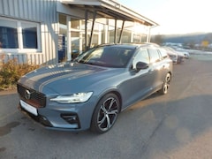 Bild des Angebotes Volvo V60 Kombi Ultimate Dark ,Bowers ,Pano