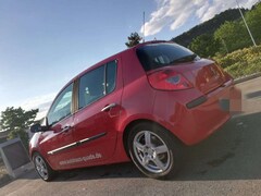 Bild des Angebotes Renault Clio 1.2 16V TCE Exception