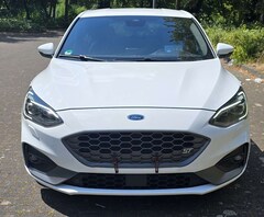 Ford Focus ST Perform.Paket/Milltek AGA/H&R Ferdern/Spoiler