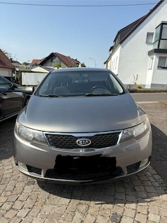 Bild des Angebotes Kia Cerato 1,6