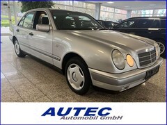Bild des Angebotes Mercedes-Benz E 230 Automatik 2. Hand Schiebedach