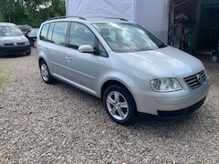 Bild des Angebotes VW Touran Automatik+Klima+7Sitze+TÜV Neu+1Jahr Garantie
