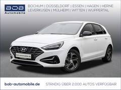 Bild des Angebotes Hyundai i30 1.5 Intro Edition NAVI SHZ LHZ PDC