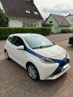 Bild des Angebotes Toyota Aygo x-play touch