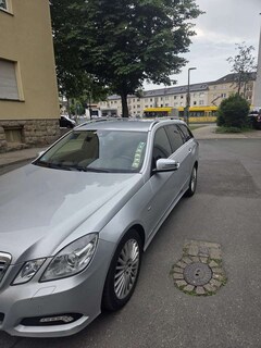 Bild des Angebotes Mercedes-Benz E 300 T CDI DPF BlueEFFICIENCY 7G-TRONIC Avantgarde