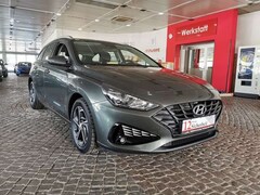 Bild des Angebotes Hyundai i30 Connect & Go *2. Hd. + DAB + Temp. + LED