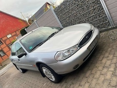 Ford Mondeo Mondeo Festival