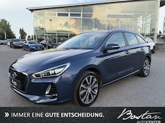 Bild des Angebotes Hyundai i30 1.6 CRDI/AUTOMATIK/KAMERA/NAVI/PARKSENSOR