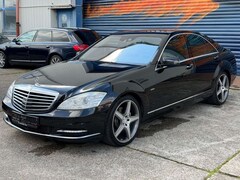 Bild des Angebotes Mercedes-Benz S 400 V6/Massage/ACC/Leder/Beluftung/H&K/Amg