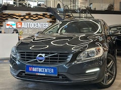 Bild des Angebotes Volvo V60 Kombi Linje Business *Navi*Klima*AHK*Xenon*