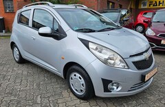 Bild des Angebotes Chevrolet Spark 1.2 LS+ ALLWETTEREIFEN- TÜV & AU NEU 1ter HAND