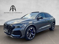 Bild des Angebotes Audi RS Q8 Dynamik+ Keramik HuD 305kmh SoftClose Standheiz