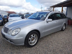 Bild des Angebotes Mercedes-Benz E 220 CDI T CLASSIC AUTOMATIK
