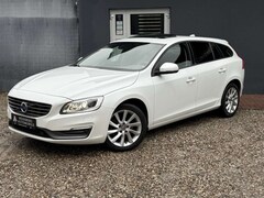 Bild des Angebotes Volvo V60 Kombi Aut,Navi,Leder,Xenon Business Edition