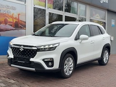 Suzuki SX4 S-Cross Club hybrid