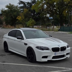 Bild des Angebotes BMW M5 Akrapovic 720PS Carbon Paket KW V3