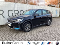 Bild des Angebotes BMW iX1 xDrive 30 Navi Sitzheizung Park Assist Adaptives M