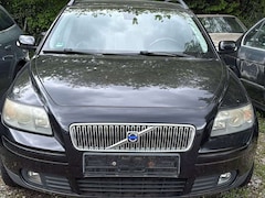 Bild des Angebotes Volvo V50 2.4i Summum