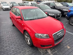 Bild des Angebotes Audi A3 Sportback 2.0 FSI Attraction*AHK*KLIMATRONIC