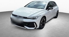 Bild des Angebotes VW Golf VIII 1.5 eTSI R-LINE KAMERA LED-PLUS ACC