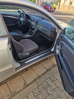 Bild des Angebotes Mercedes-Benz CLK 270 CLK Coupe 270 CDI Avantgarde