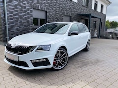 Bild des Angebotes Skoda Octavia Combi RS 245