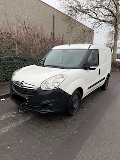 Bild des Angebotes Opel Combo 1.3 D (CDTI) L2H1 AUSGEBAUT REGALE TOP