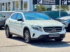 Bild des Angebotes Mercedes-Benz GLA 250 *Aut.*Pano*Nav*Cam*Tempomat*LED-Scheinwer