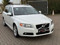 Bild des Angebotes Volvo V70 Kombi 2.0T Benzin+Gas R LINE