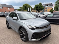 VW Tiguan 1.5eTSI R-Line IQ Light Head Up 360° AHK
