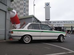 BMW 323 323i E21