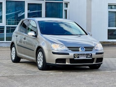 Bild des Angebotes VW Golf V Lim.Comfort Automatik Klima TÜV/AU03.2028