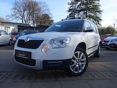 Skoda Yeti Basis 4x4/Panorama/Navi/PDC/Klimaautomatic