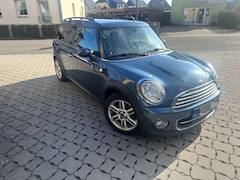 Bild des Angebotes MINI Cooper Clubman 1.6 (122 PS). Automat . NEU TÜV.