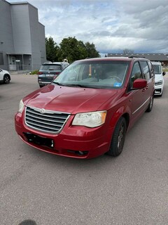 Bild des Angebotes Chrysler Town & Country full mit an hängekuplung benzin & LPG