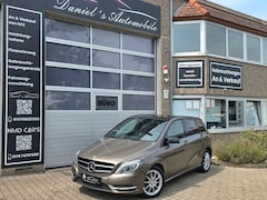 Bild des Angebotes Mercedes-Benz B 250 /Bi-Xenon/PANO/AUTOMATIK/LEDER/ASYSST-PLUS