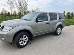 Nissan Pathfinder Pathfinder 2.5 dCi