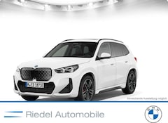 Bild des Angebotes BMW iX1 eDrive20 M Sportpaket Panorama Head-Up AHK