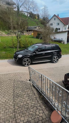Mercedes-Benz ML 63 AMG ML 63 AMG (164.177)