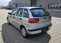SEAT Ibiza 1.4 TÜV Neu / Service Neu / Kleinwagen / Anfänger