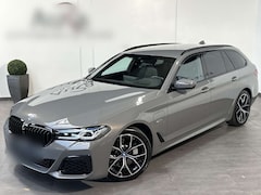 Bild des Angebotes BMW 530 Touring M-Sport NAV+LED+HEAD-UP+H&K+19ZOLL