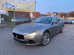 Bild des Angebotes Maserati Ghibli 3.0 V6 Leder Rot Navi Kamera SHZ TÜV EU6