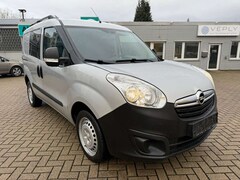 Bild des Angebotes Opel Combo Kasten L1H1 2,2t / 149000 km/ Klima/ Tüv 8/26