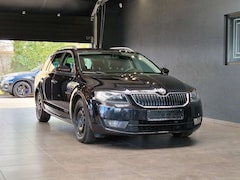 Bild des Angebotes Skoda Octavia Combi Elegance*Bi-Xenon*Navi*Teilleder*