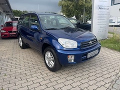 Bild des Angebotes Toyota RAV 4 4x2 blue- 1.Hand- TÜV neu - Klima - AHK- 8 fach