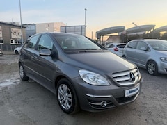 Bild des Angebotes Mercedes-Benz B 200 B 200 - AUTOMATIK - 2. HAND - TOP ZUSTAND -