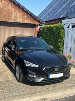 Bild des Angebotes SEAT Leon e-Hybrid 1.4 FR Automatik digitales Cockpit Allwetter